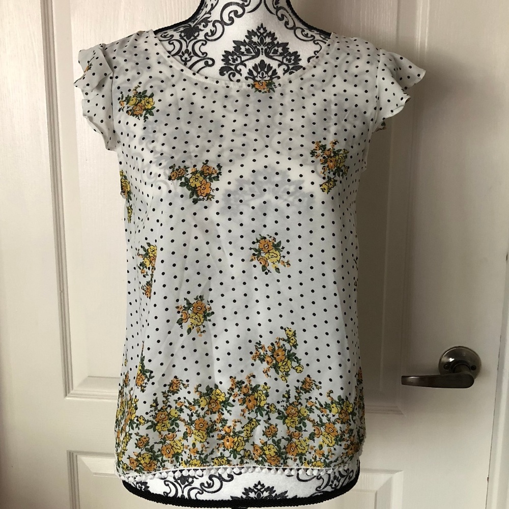 TWINE & STRING YELLOW FLORAL & POLKA DOT TOP